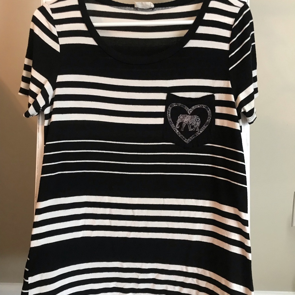 Elephant tee